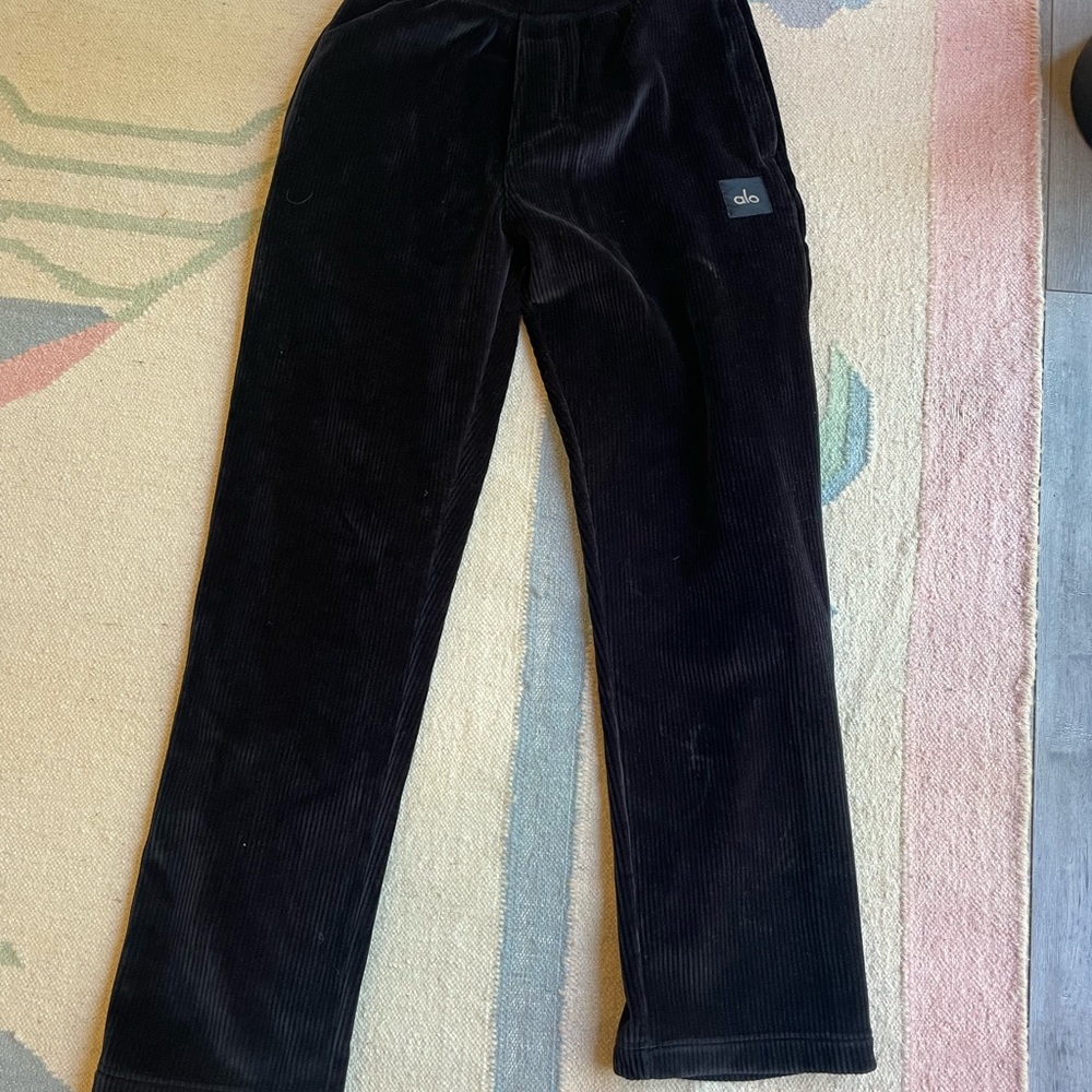 ALO YOGA sweatpants